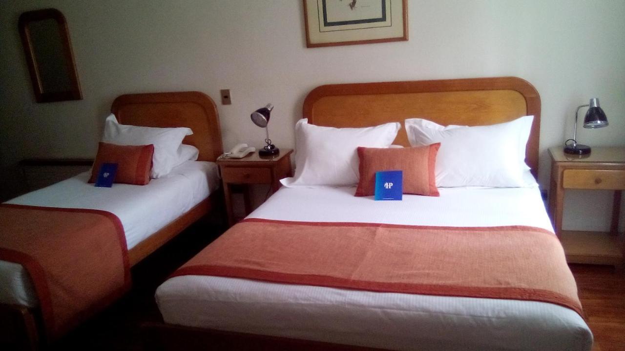 Hotel Presidente Santiago Kültér fotó