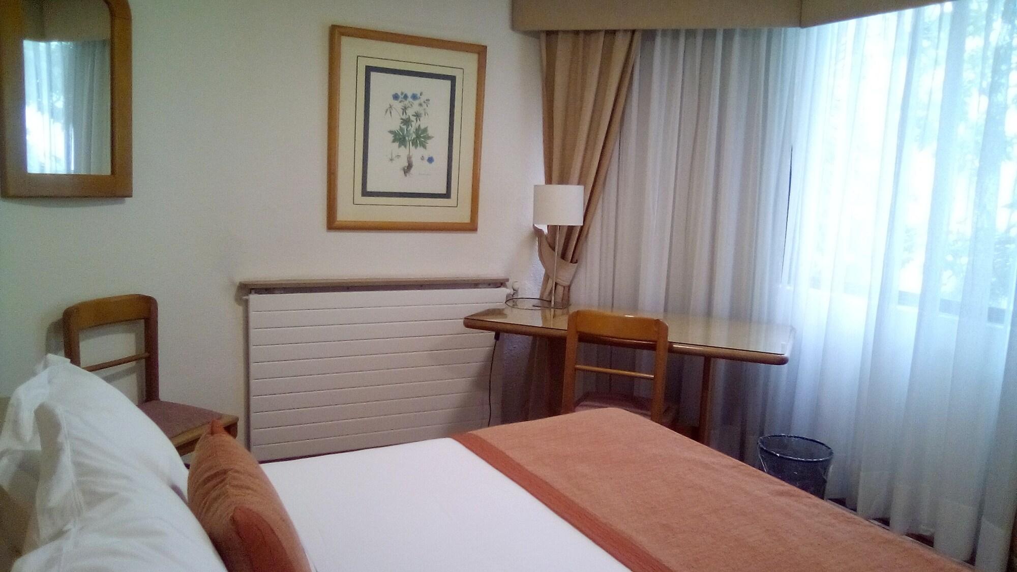 Hotel Presidente Santiago Kültér fotó
