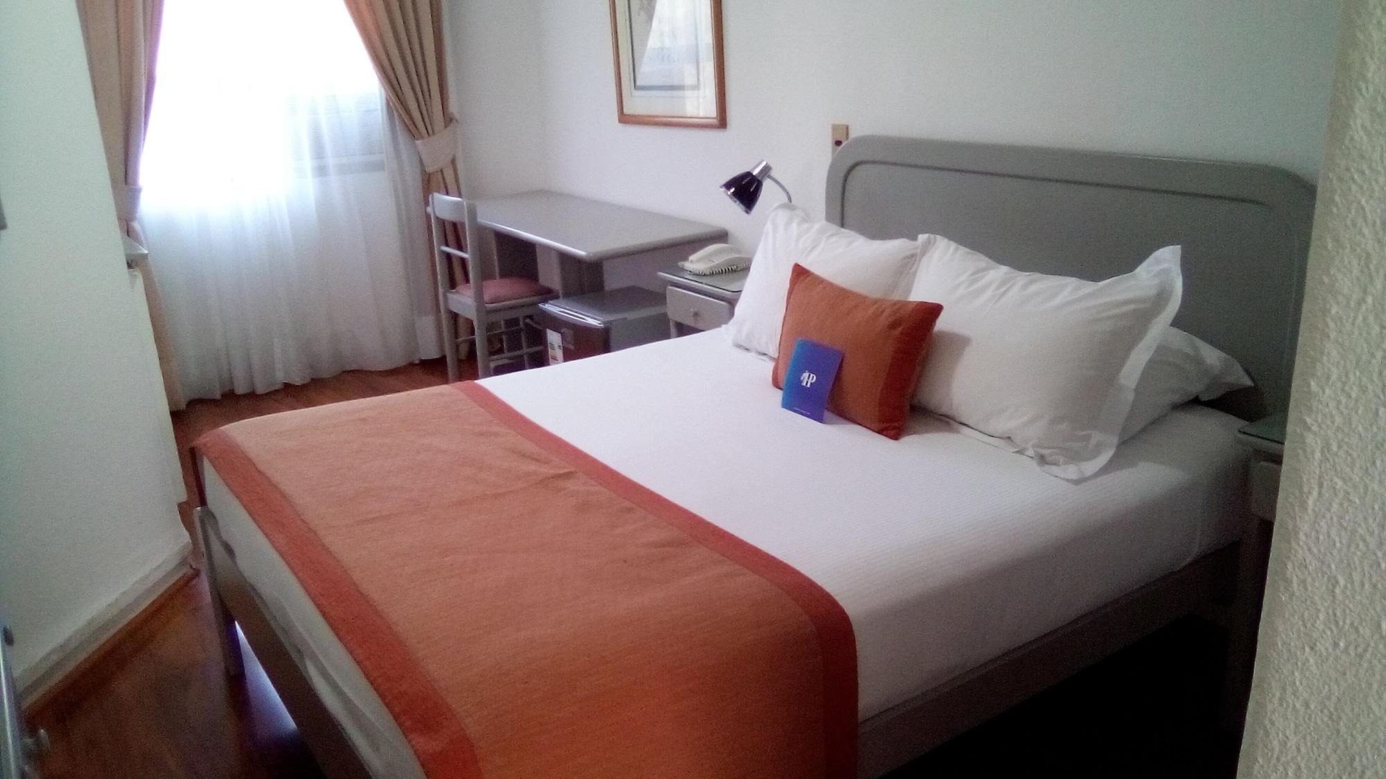Hotel Presidente Santiago Kültér fotó