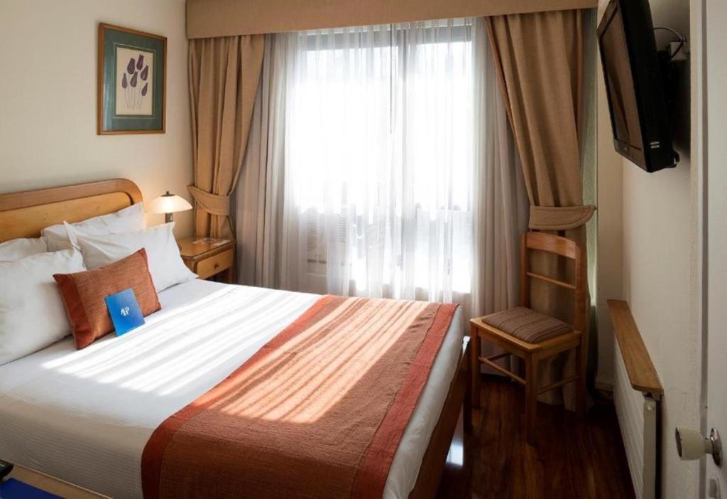 Hotel Presidente Santiago Kültér fotó