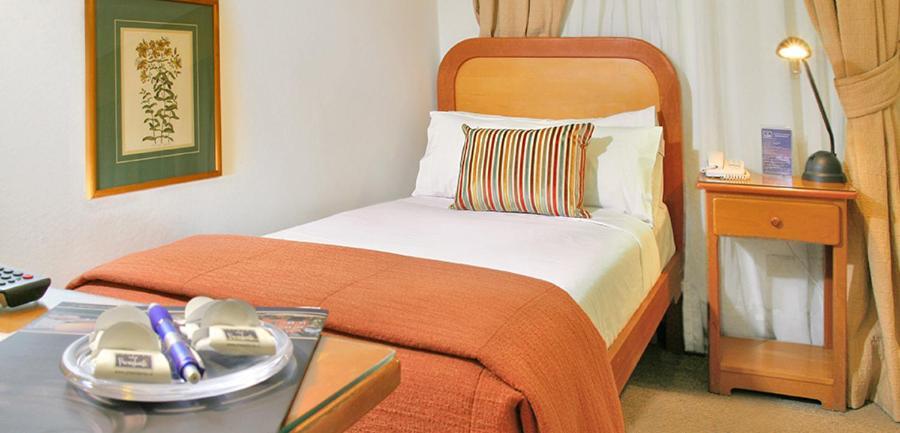 Hotel Presidente Santiago Kültér fotó